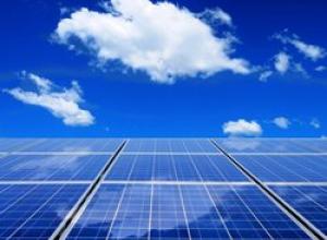 Naperőmű telepítése a balassagyarmati kórház 6 épületén